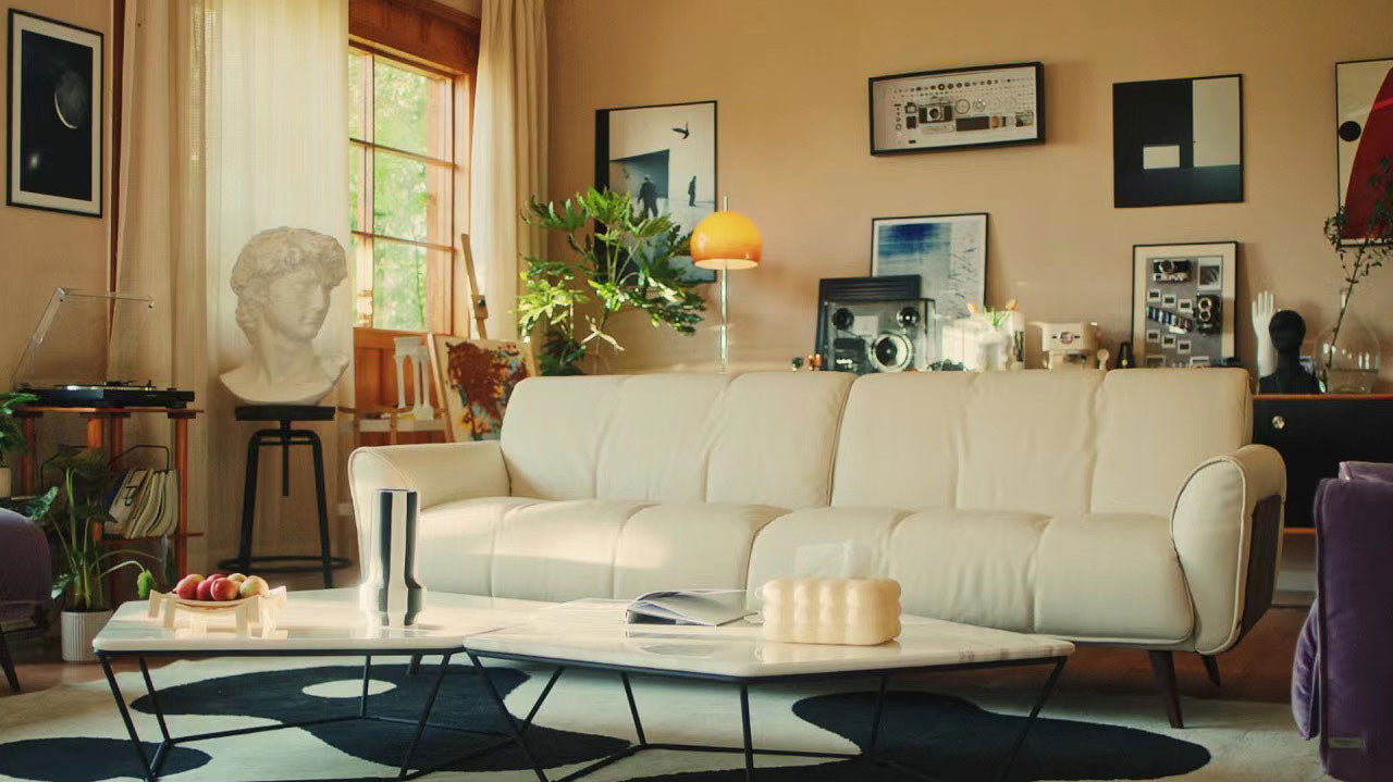 Are Folding Sofas Better Than Traditional Recliners?