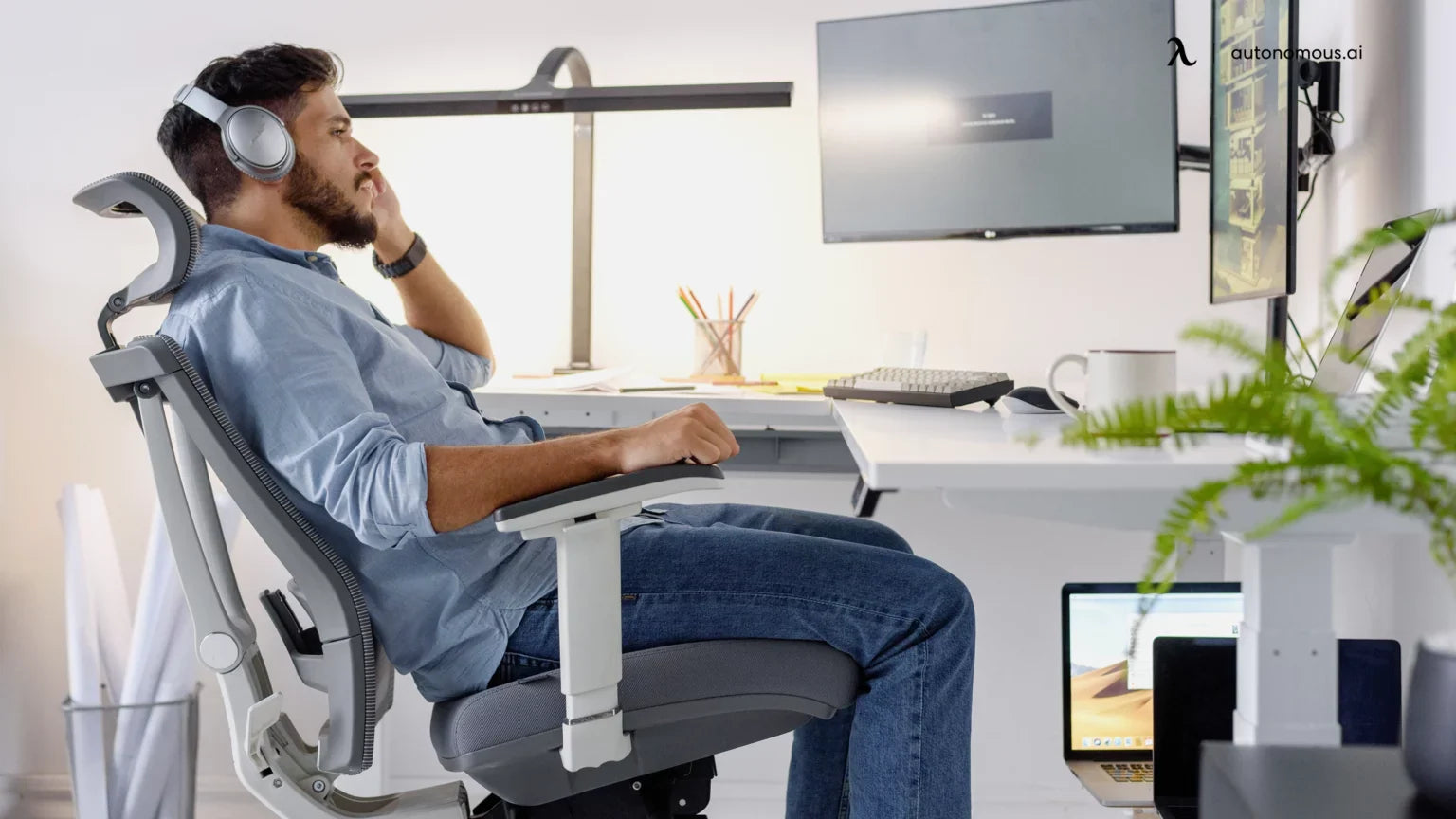 How AI-Integrated Recliners Can Improve Your Sitting Posture